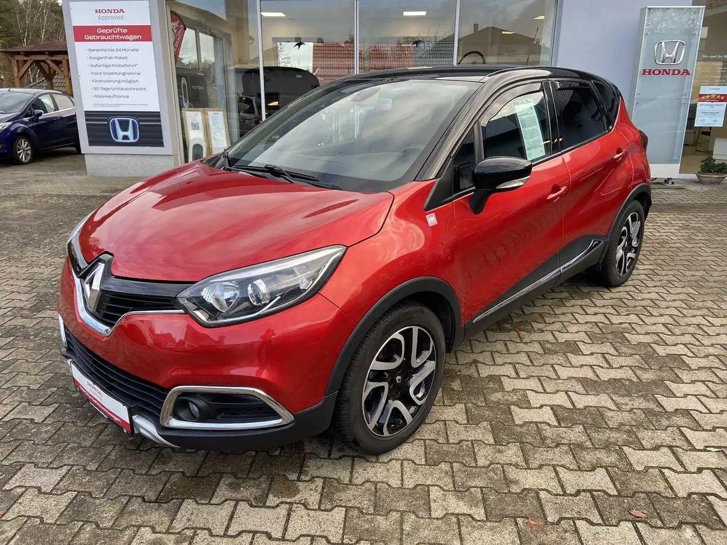 Renault Captur TCe 120 EDC Helly Hansen Allwetter Rot - 1