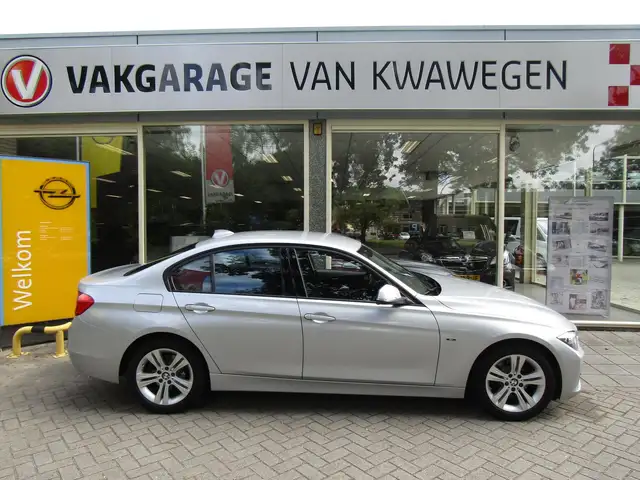 BMW 316 3-Serie (e90) 316i AUTOMAAT SPORT EDITION NAVI