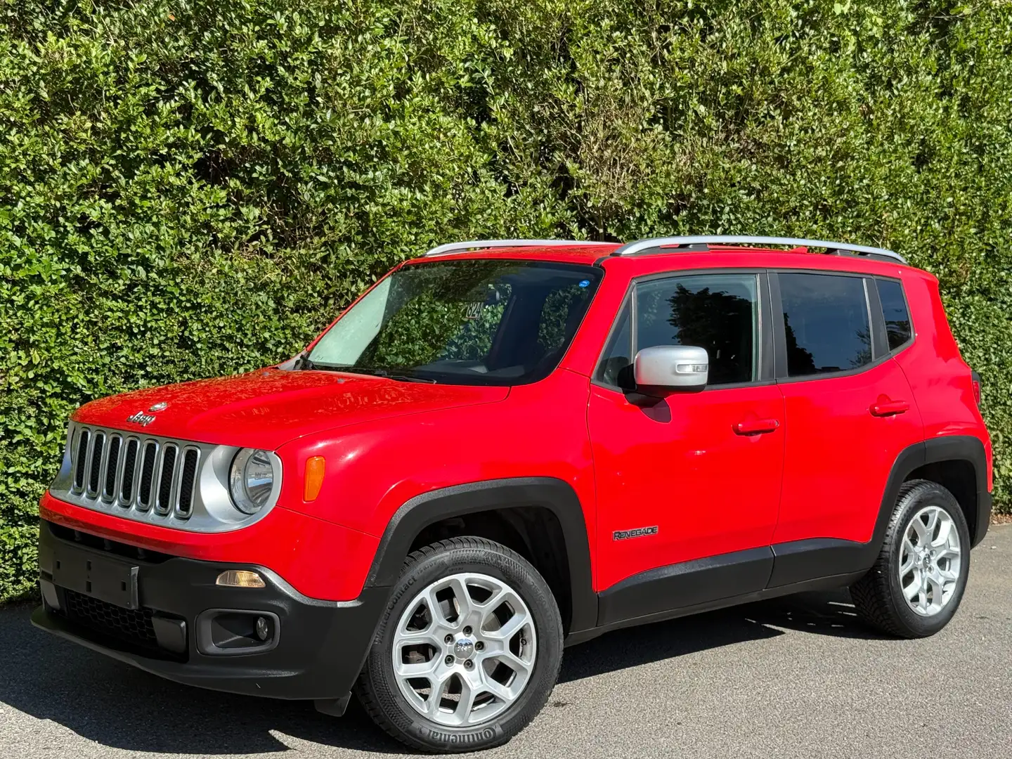 Jeep Renegade Renegade 2.0 MJD 4x4+NAVI+CUIR+AIRCO+JANTES+EU 6B Rouge - 1