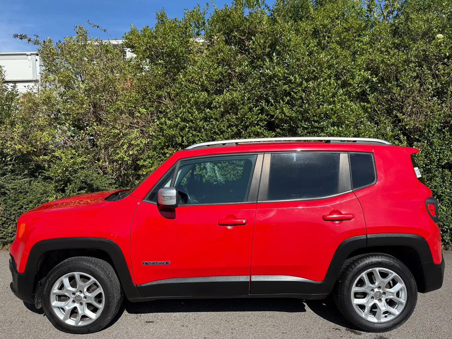 Jeep Renegade Renegade 2.0 MJD 4x4+NAVI+CUIR+AIRCO+JANTES+EU 6B Rouge - 2