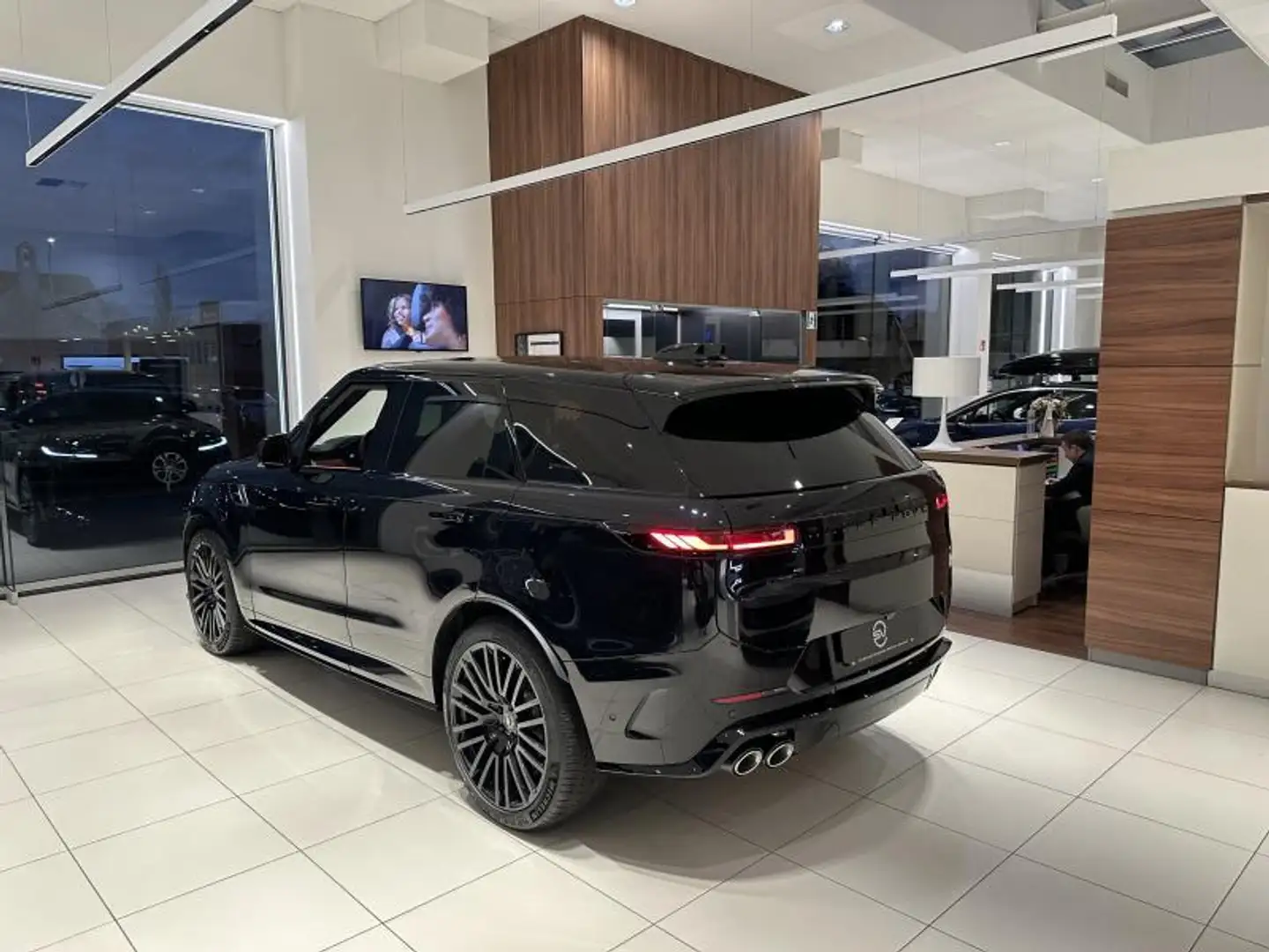Land Rover Range Rover Sport SV Edition Two P635 Noir - 2