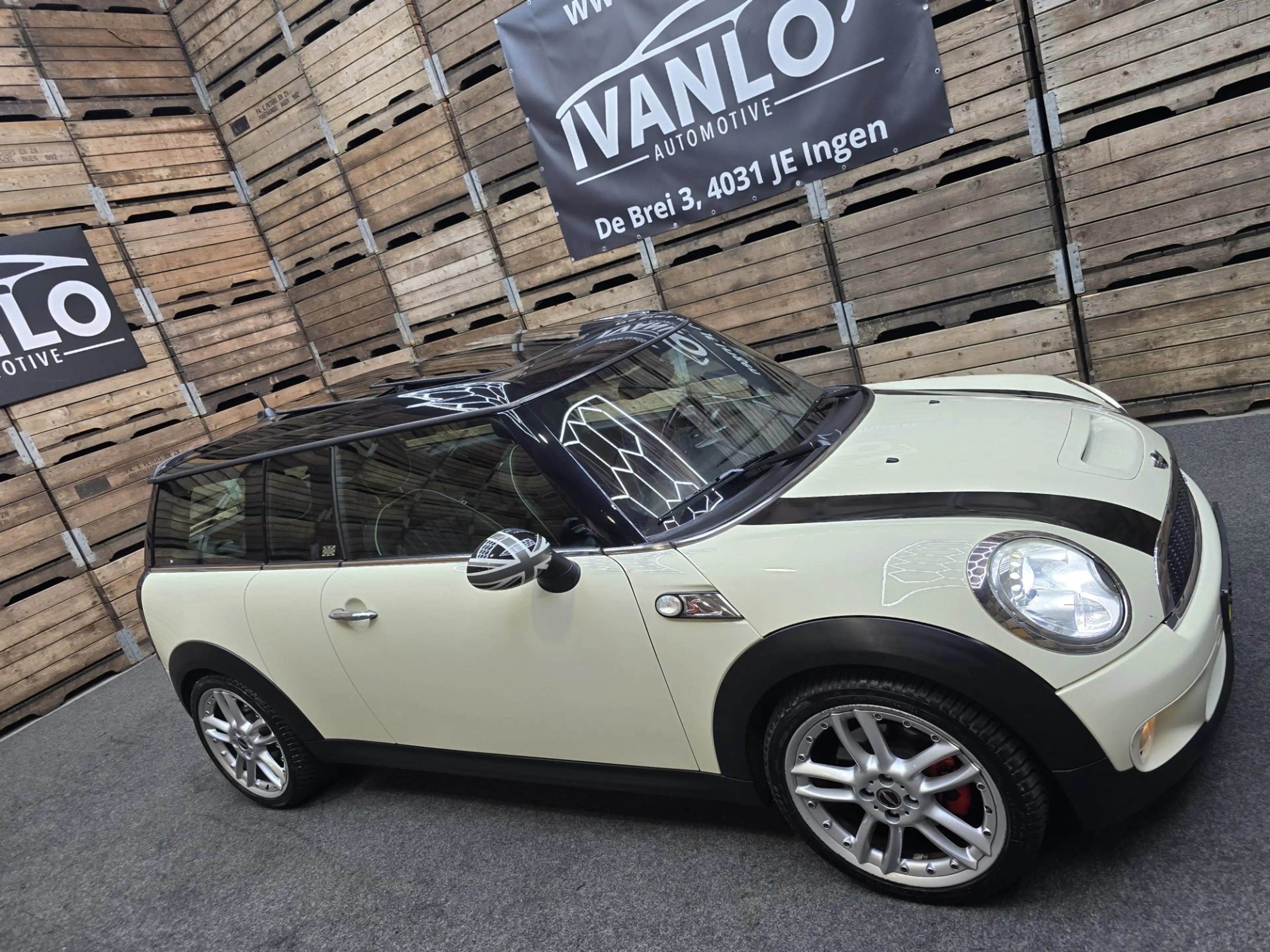 MINI Cooper S Clubman 1.6 Chili Panoramadak Navi Xenon Cruise 18"LM — photo 19