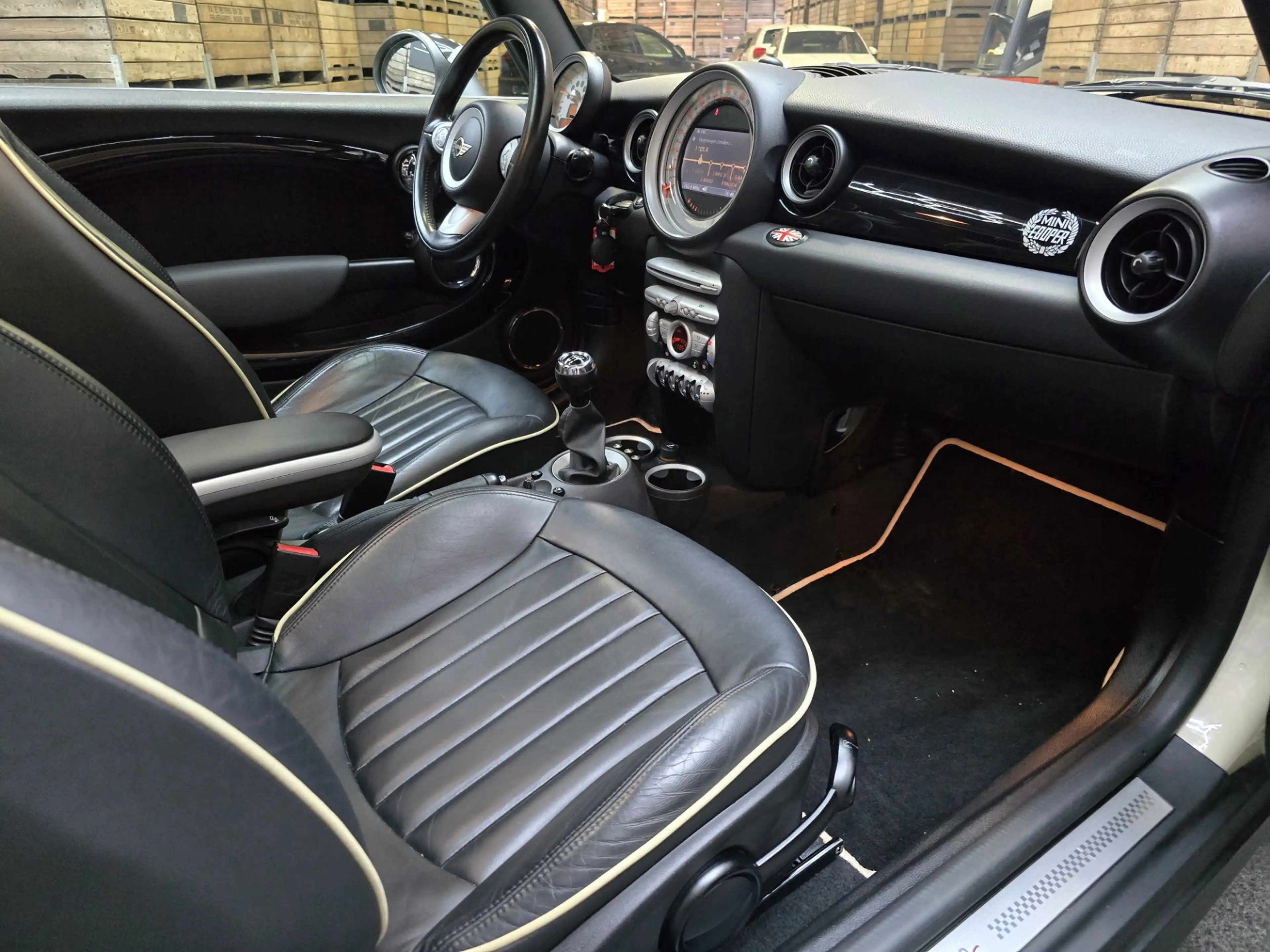 MINI Cooper S Clubman 1.6 Chili Panoramadak Navi Xenon Cruise 18"LM — photo 6