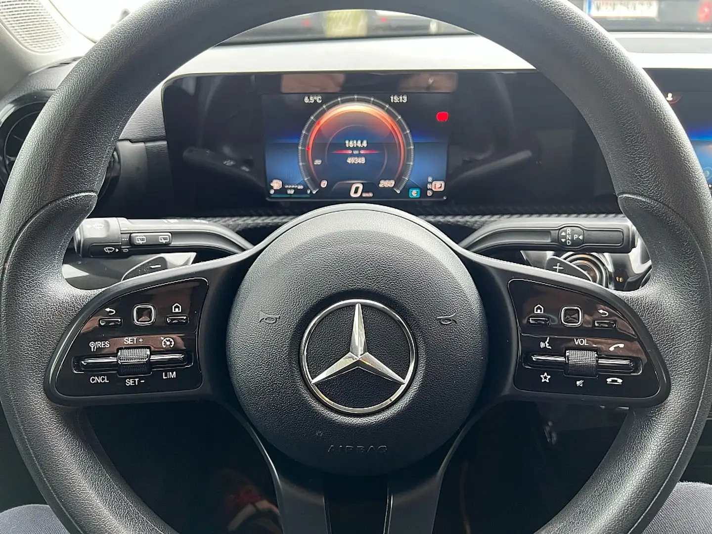 Mercedes-Benz A 180 Aut. Noir - 2