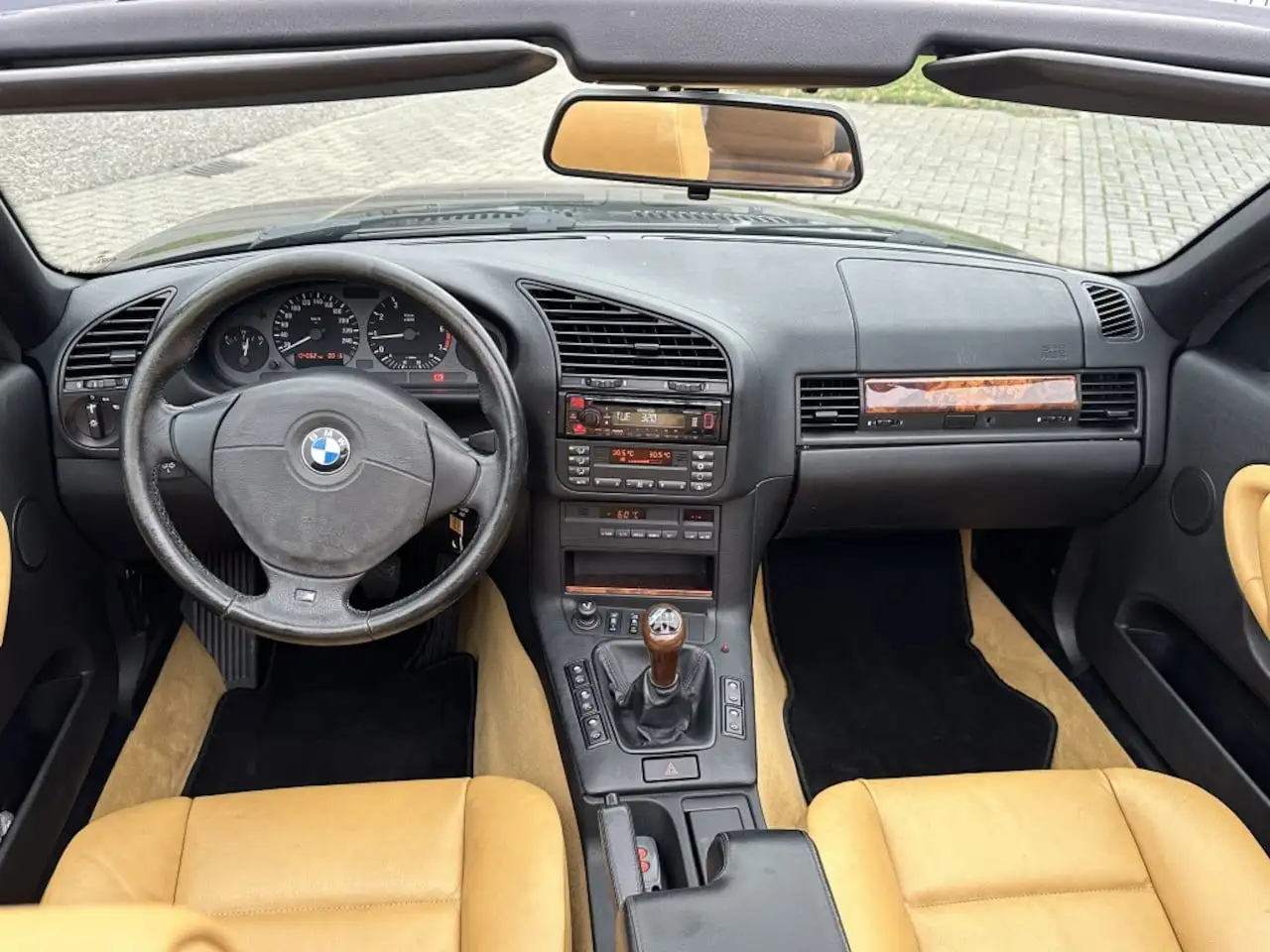 BMW 318 3-serie Cabrio 318i Executive | Origineel NL | 2de, foto 2