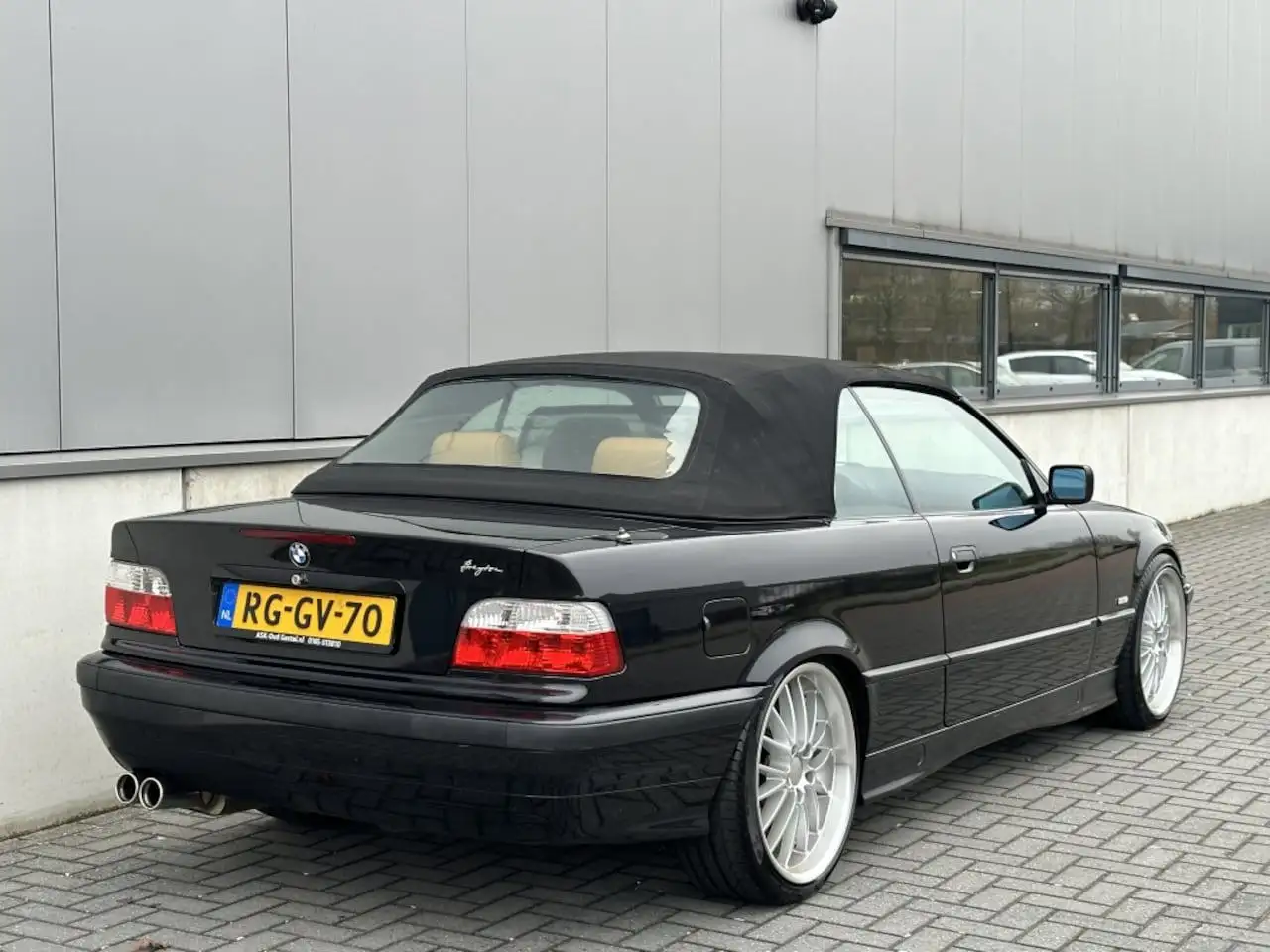 BMW 318 3-serie Cabrio 318i Executive | Origineel NL | 2de, foto 3