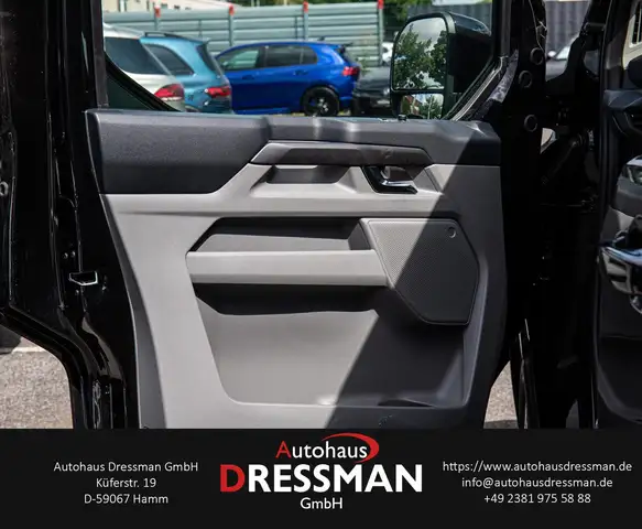 Ford Tourneo Custom view 10