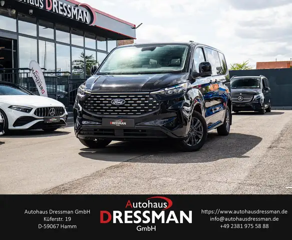 2026 Ford Tourneo Custom in Black for sale