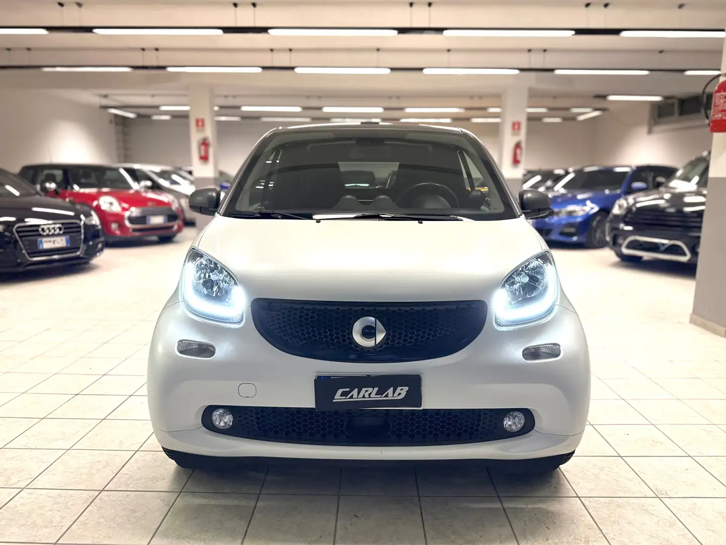 smart forTwo 1.0 Passion 71cv twinamic CABRIO PERFETTA Blanc - 2