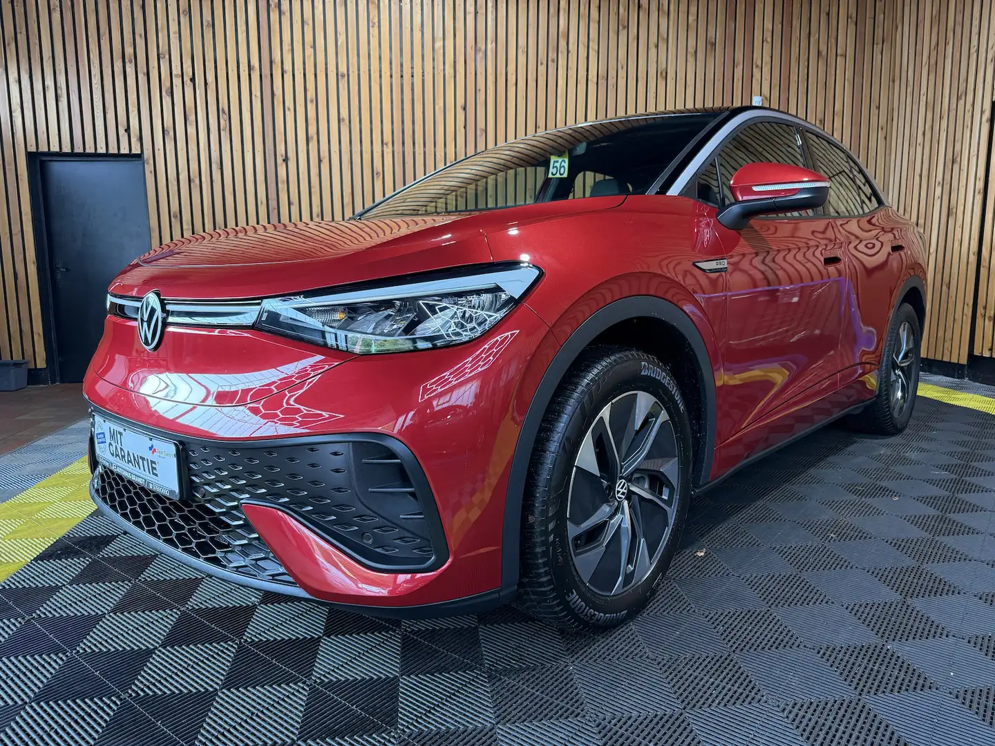 Volkswagen ID.5 Pro Navi Pro*AHK*ACC*LED*App*mit Zertifikat Rot - 1