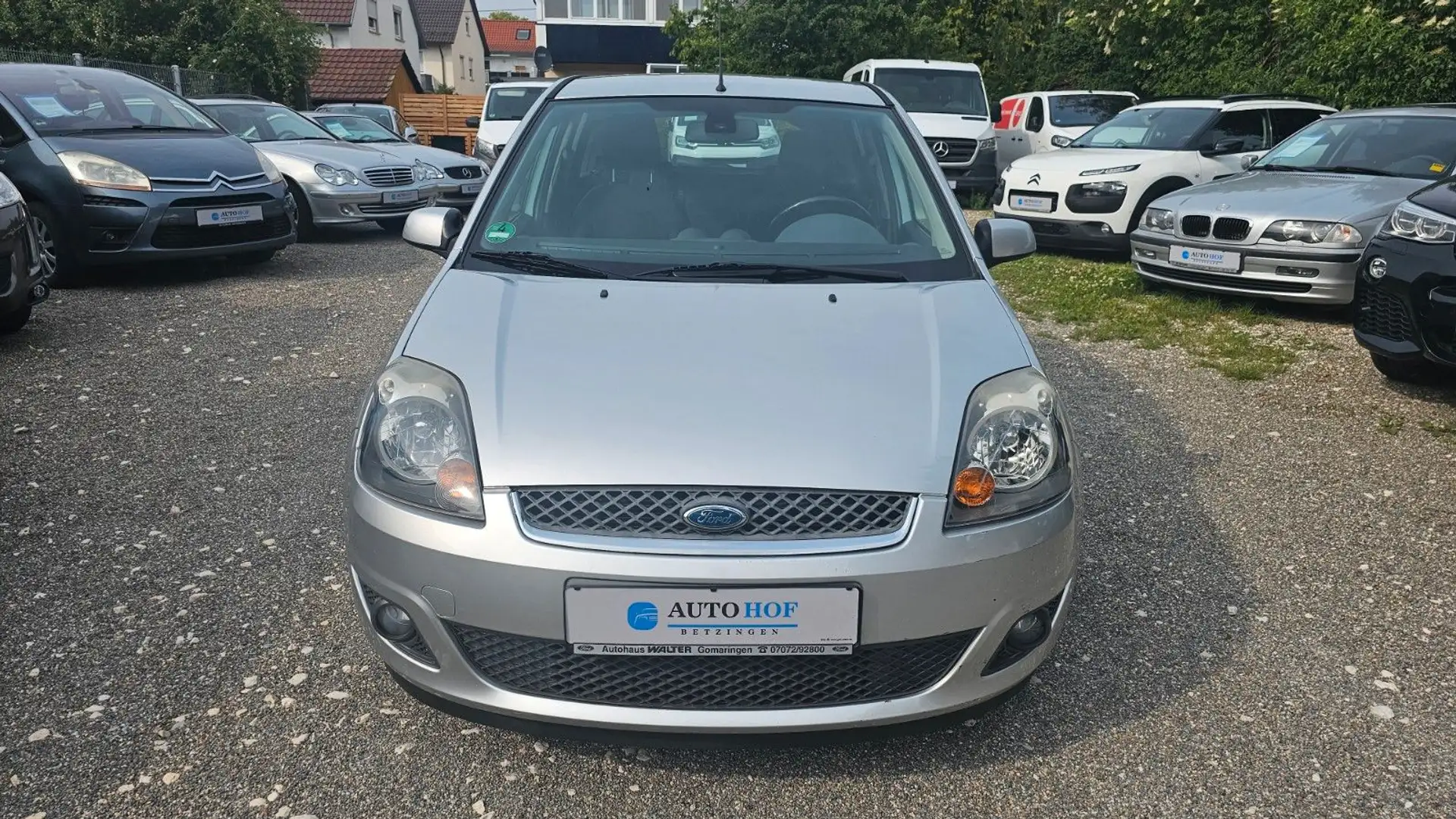 Ford Fiesta Ghia Automatik/ 56.300 km !!! Silber - 2