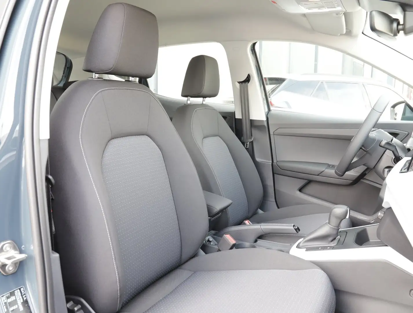 SEAT Arona Style Edition 1.0 TSI DSG Bleu - 2