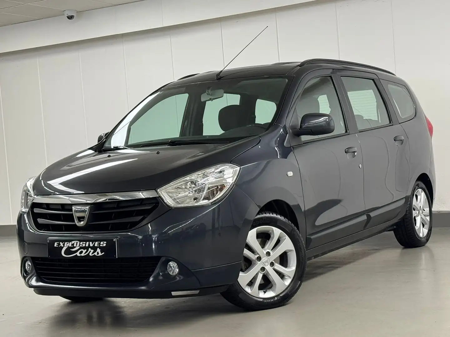 Dacia Lodgy 1.5 DCI 109CV !! 1ere MAIN !! GPS RADAR CLIM Grijs - 1