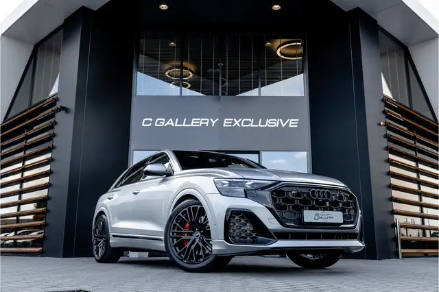 Audi Q8 55 TFSI e quattro Pro Line - Panorama | RS Seats |
