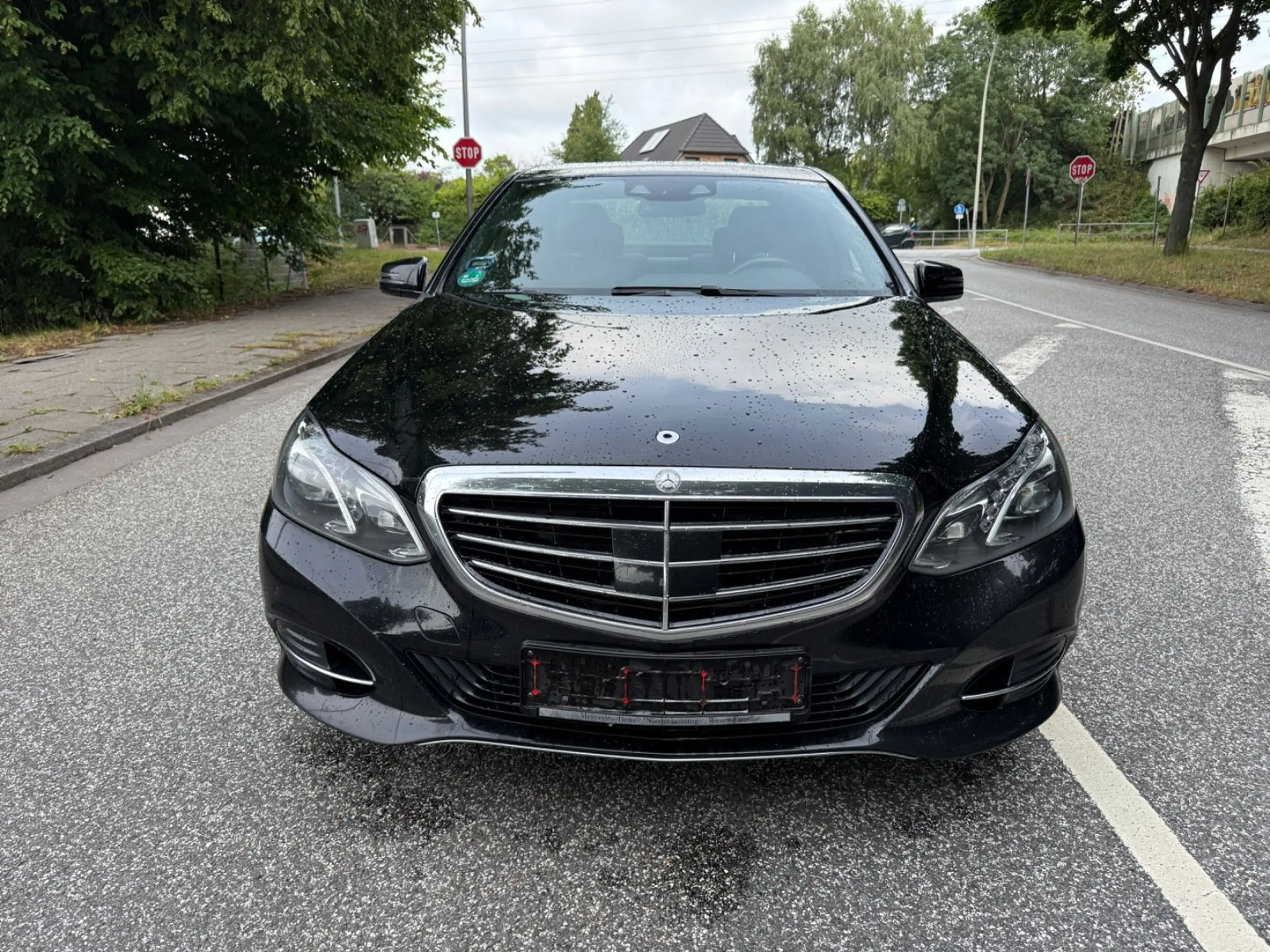 Mercedes-Benz E 250 -Limousine LED-Navi-Distronic+-Totwinkel — photo 2