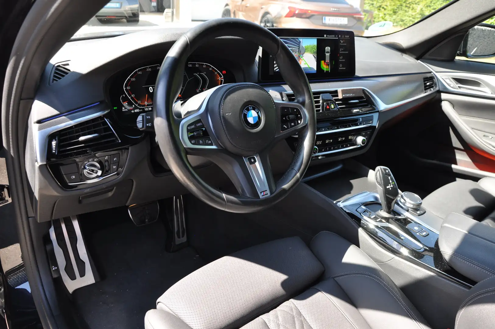 BMW 530 530d 48 V Touring xDrive Aut. Head Up Eibach AHK Schwarz - 2
