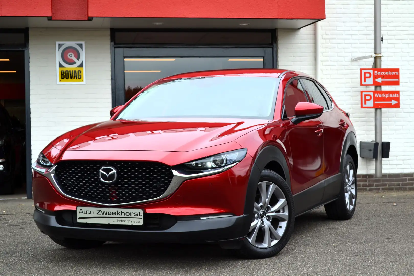 Mazda CX-30 2.0 e-SkyActiv-G M Hybrid, Automaat, Navi, Bose, L Rood - 1