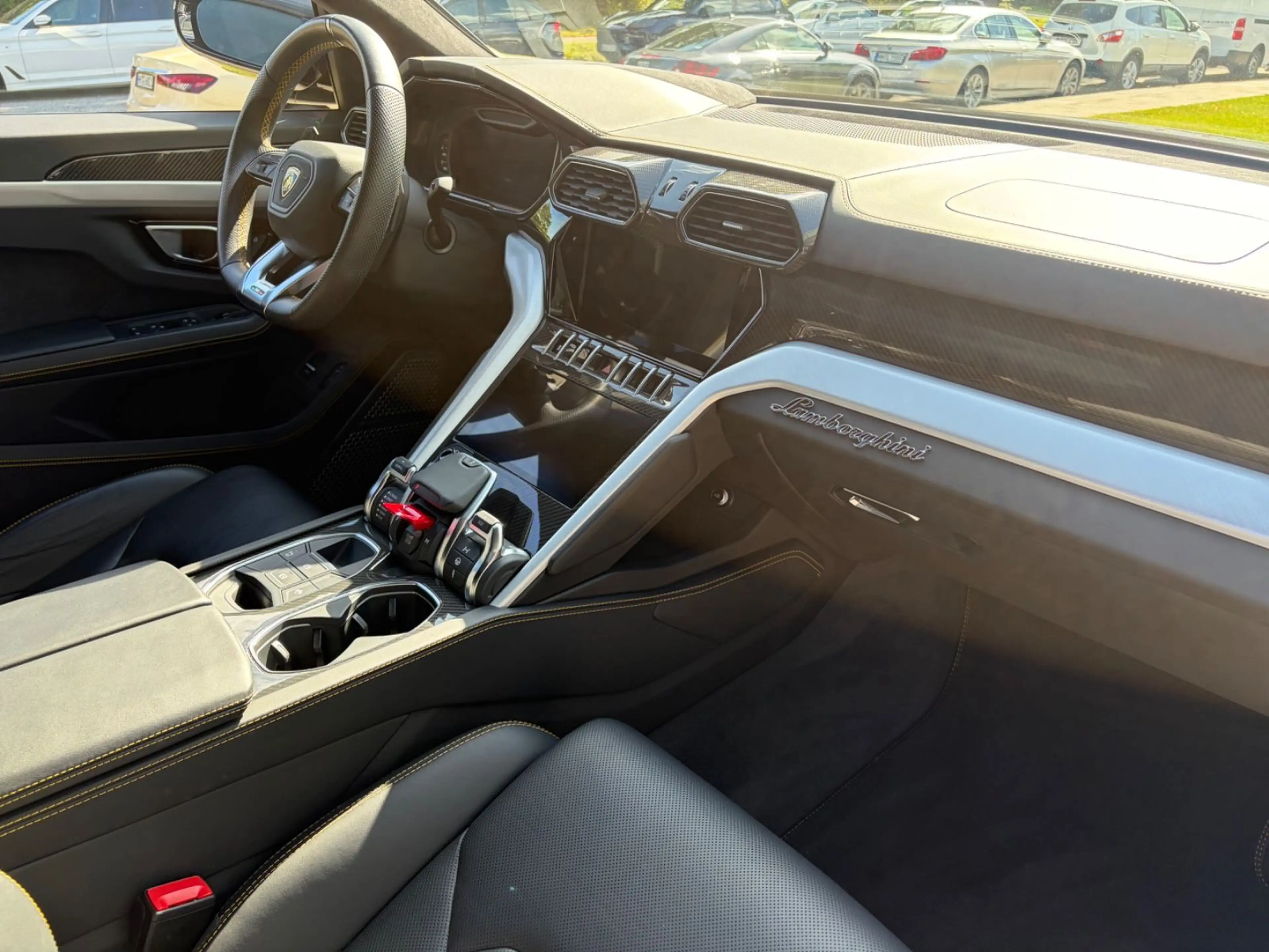 Lamborghini Urus 4.0 V8/BRD/2. Hand/25 Extras für 50.000€! — photo 9