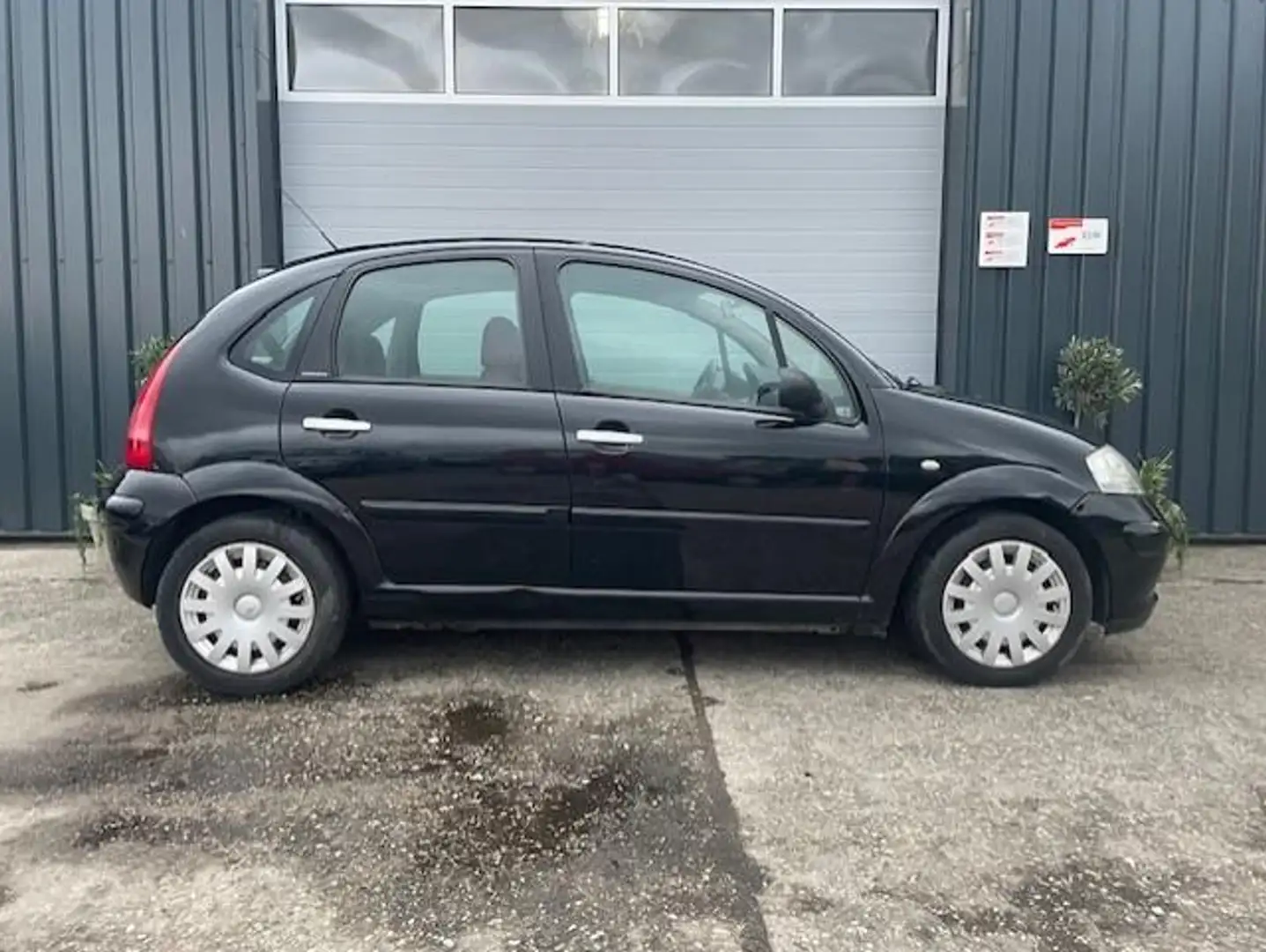Citroen C3 1.4i Exclusive Zwart - 2