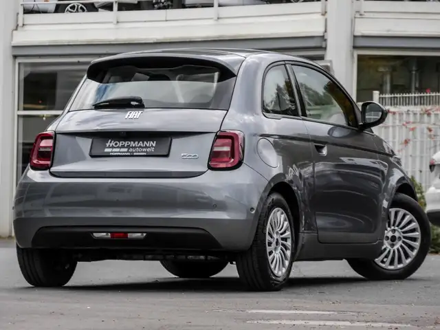 Fiat 500 view 2
