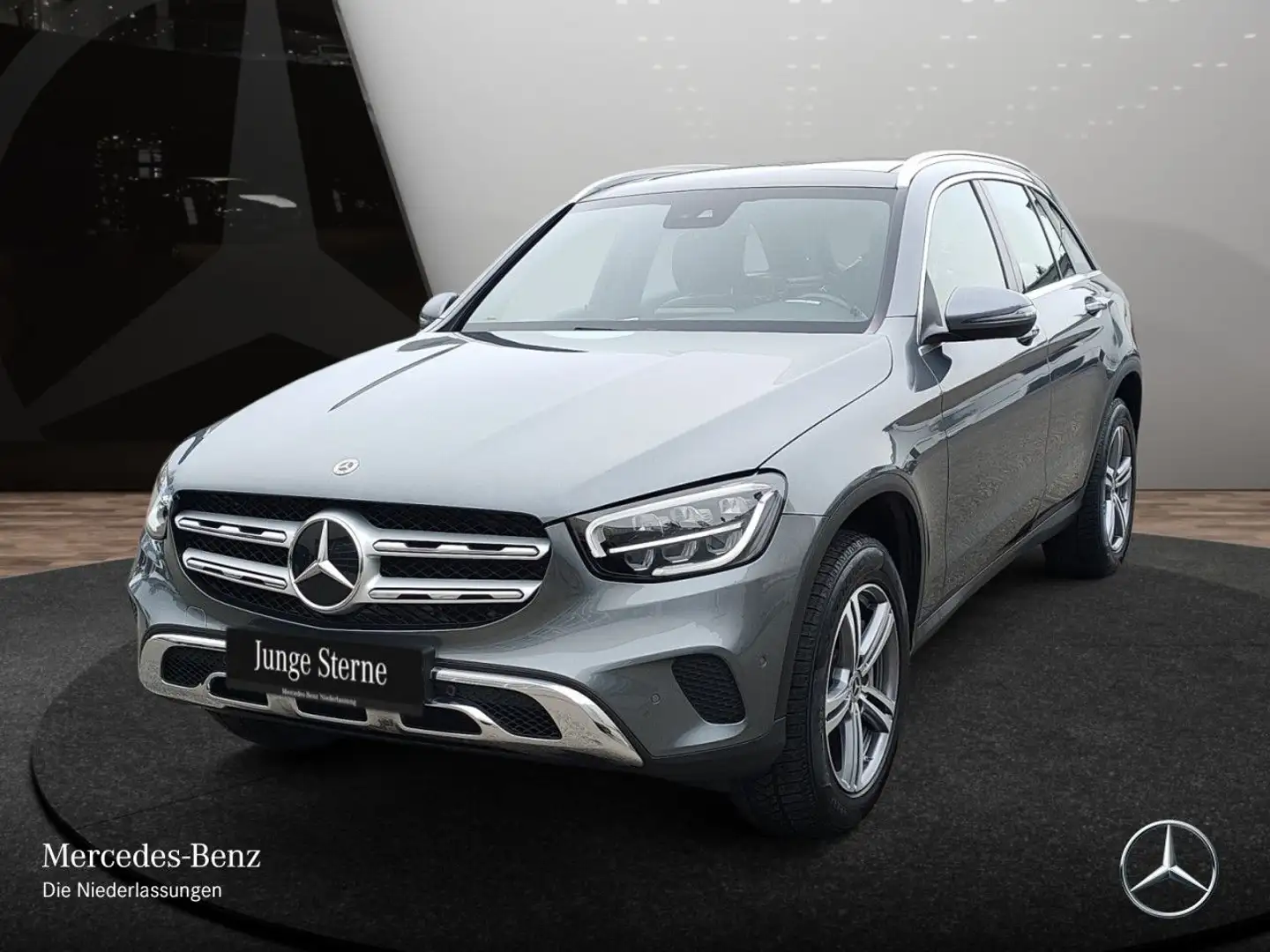 Mercedes-Benz GLC 300 d 4M PANO+AHK+LED+KAMERA+KEYLESS+9G Grau - 2