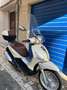 Piaggio Beverly 300 ie Білий - thumbnail 3