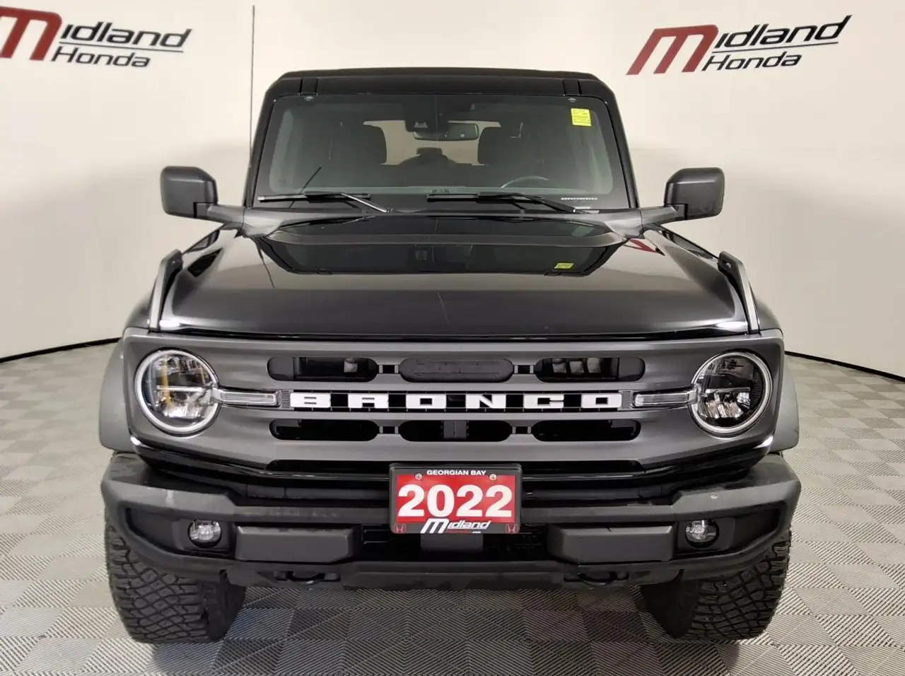 Ford Bronco photo Ford Bronco