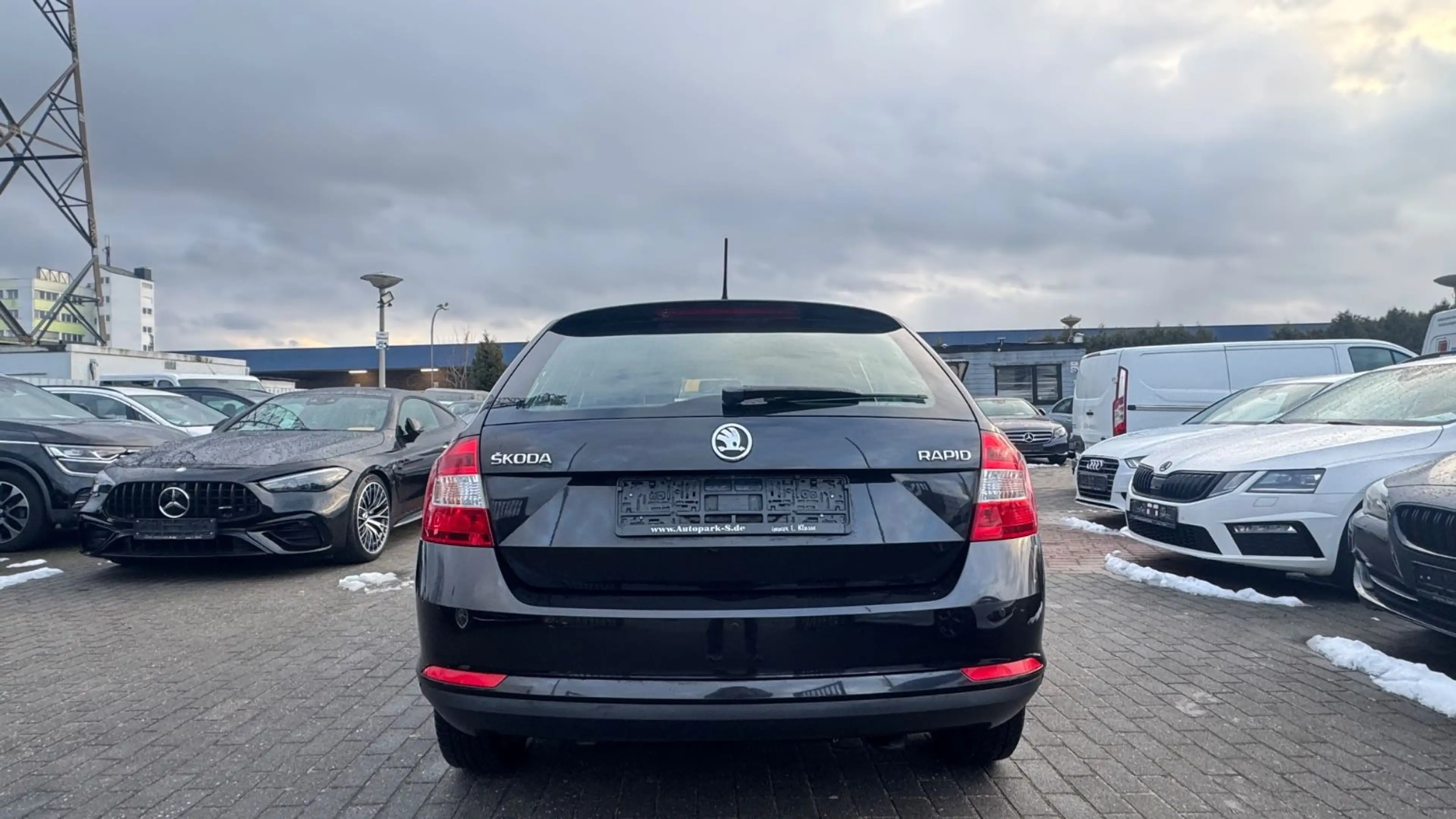 Skoda Rapid/Spaceback Spaceback Ambition DSG | AUTOMATIK | NAVI — photo 6