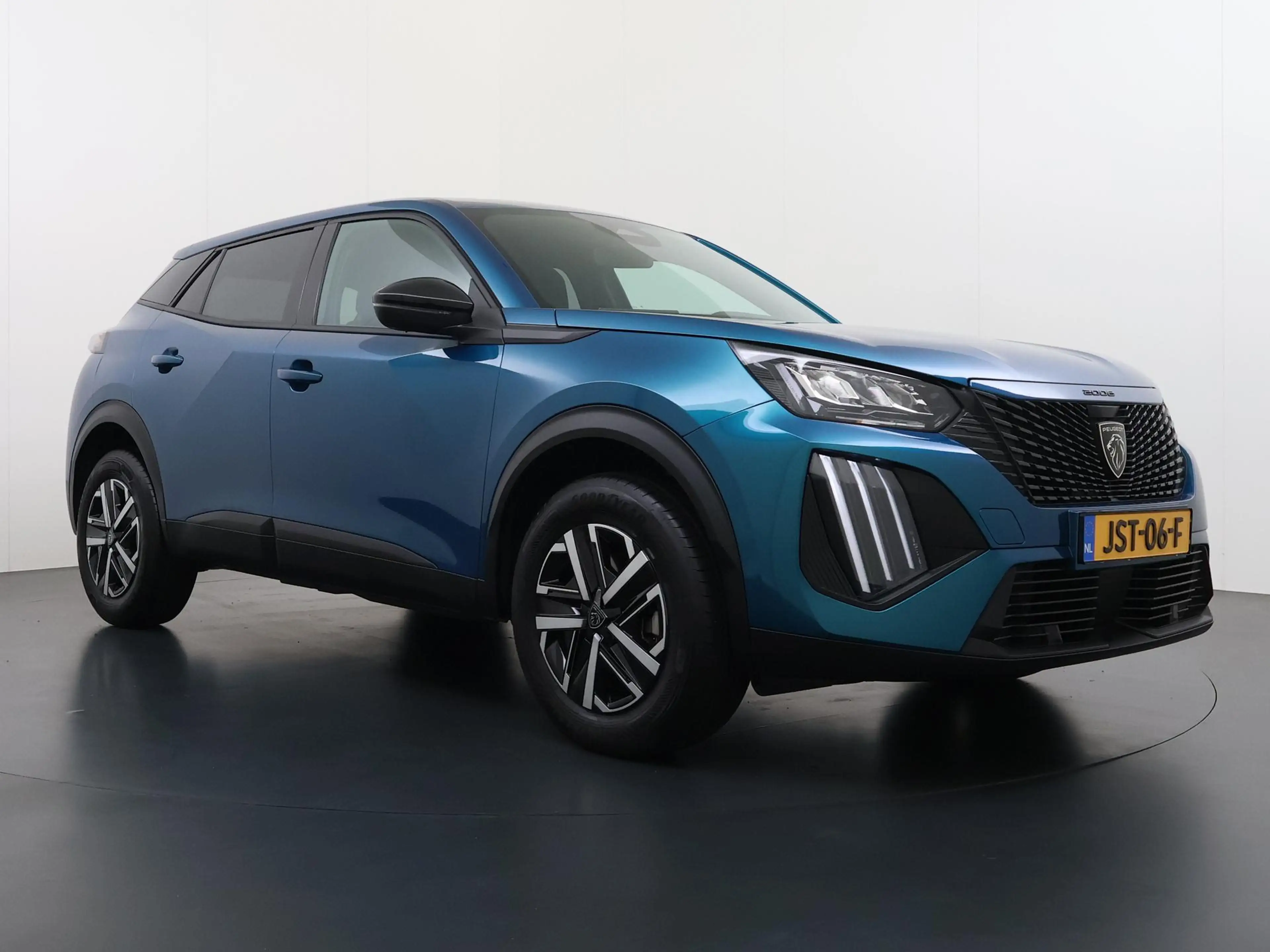 Peugeot 2008 SUV Business 110pk Hybrid Automaat | Airco | Navig — photo 2
