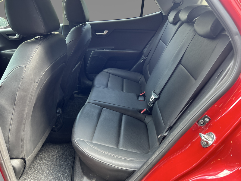 Kia Stonic 1.0 T-GDi ExecutiveLine | Trekhaak | Stoel-/Stuurv — photo 10