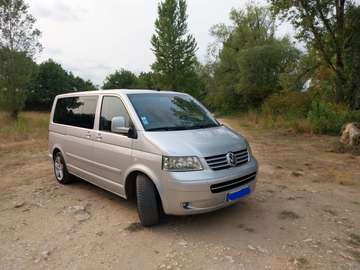 Multivan 2.5 TDI 130 FAP Confort (7pl)