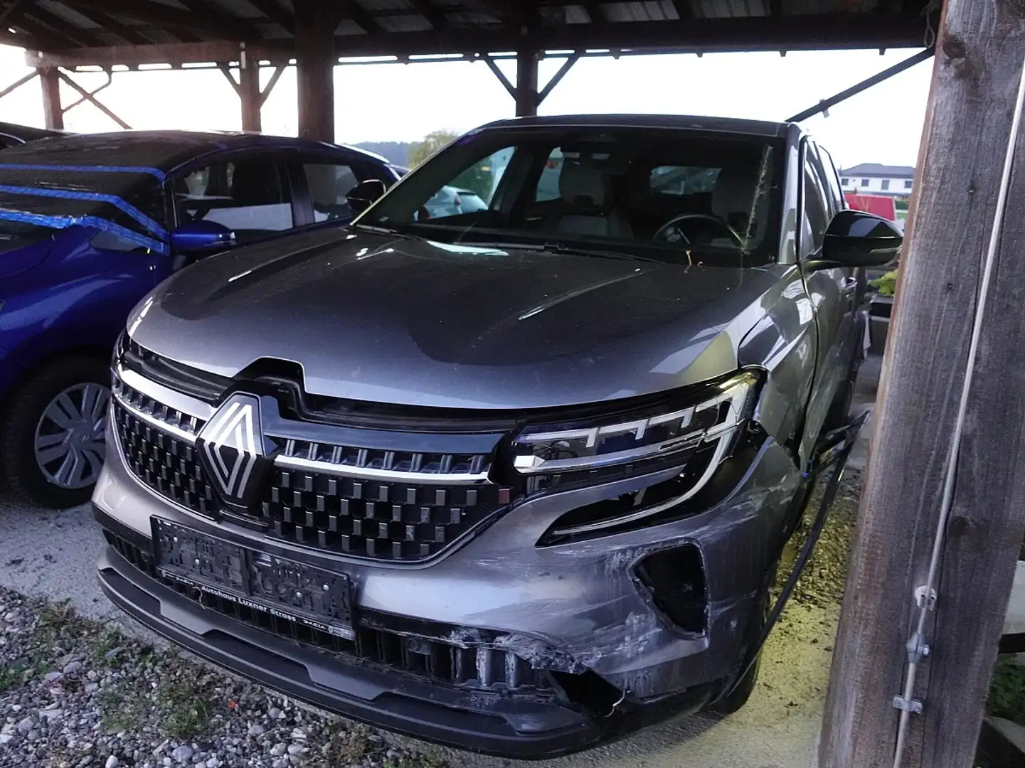 Renault Austral Aut. Gris - 2