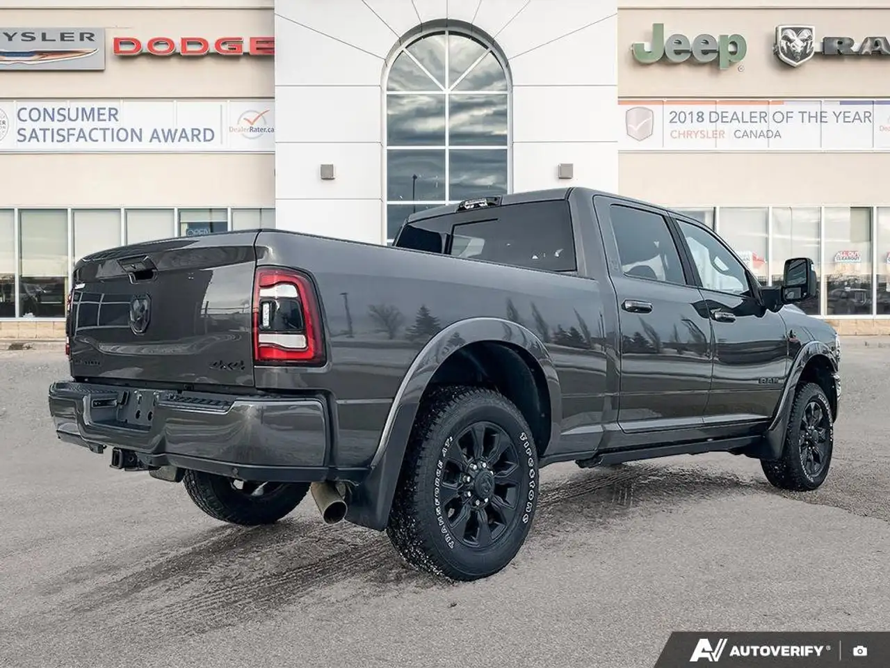 RAM 3500 снимка RAM 3500