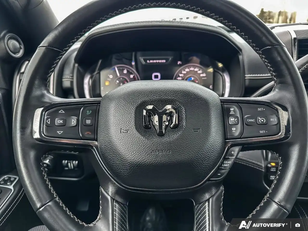 RAM 3500 снимка RAM 3500
