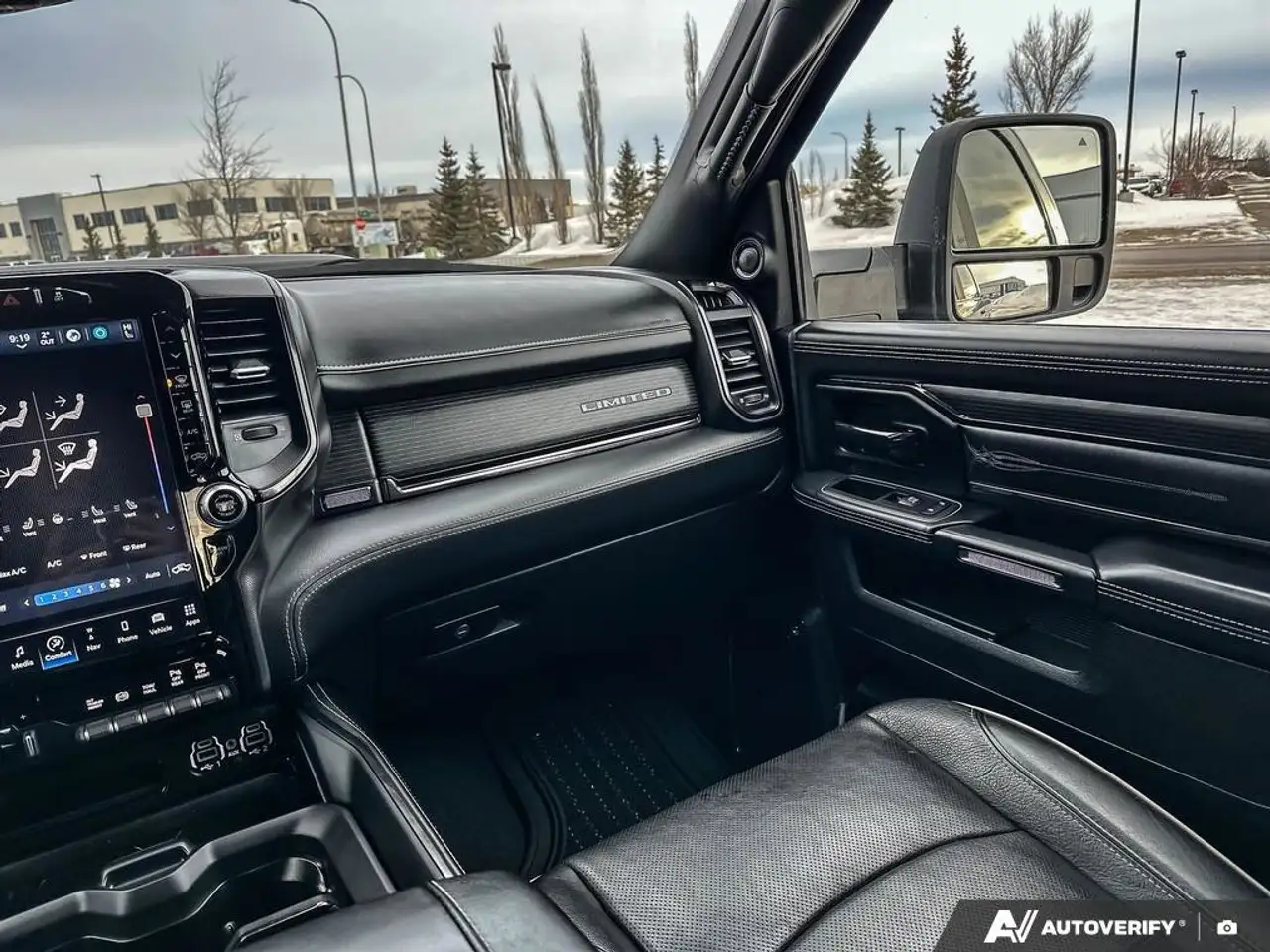 RAM 3500 снимка RAM 3500
