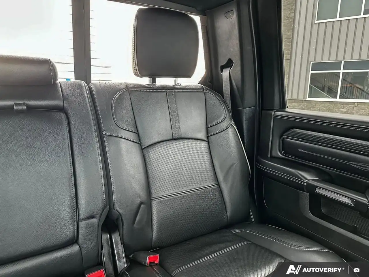 RAM 3500 снимка RAM 3500
