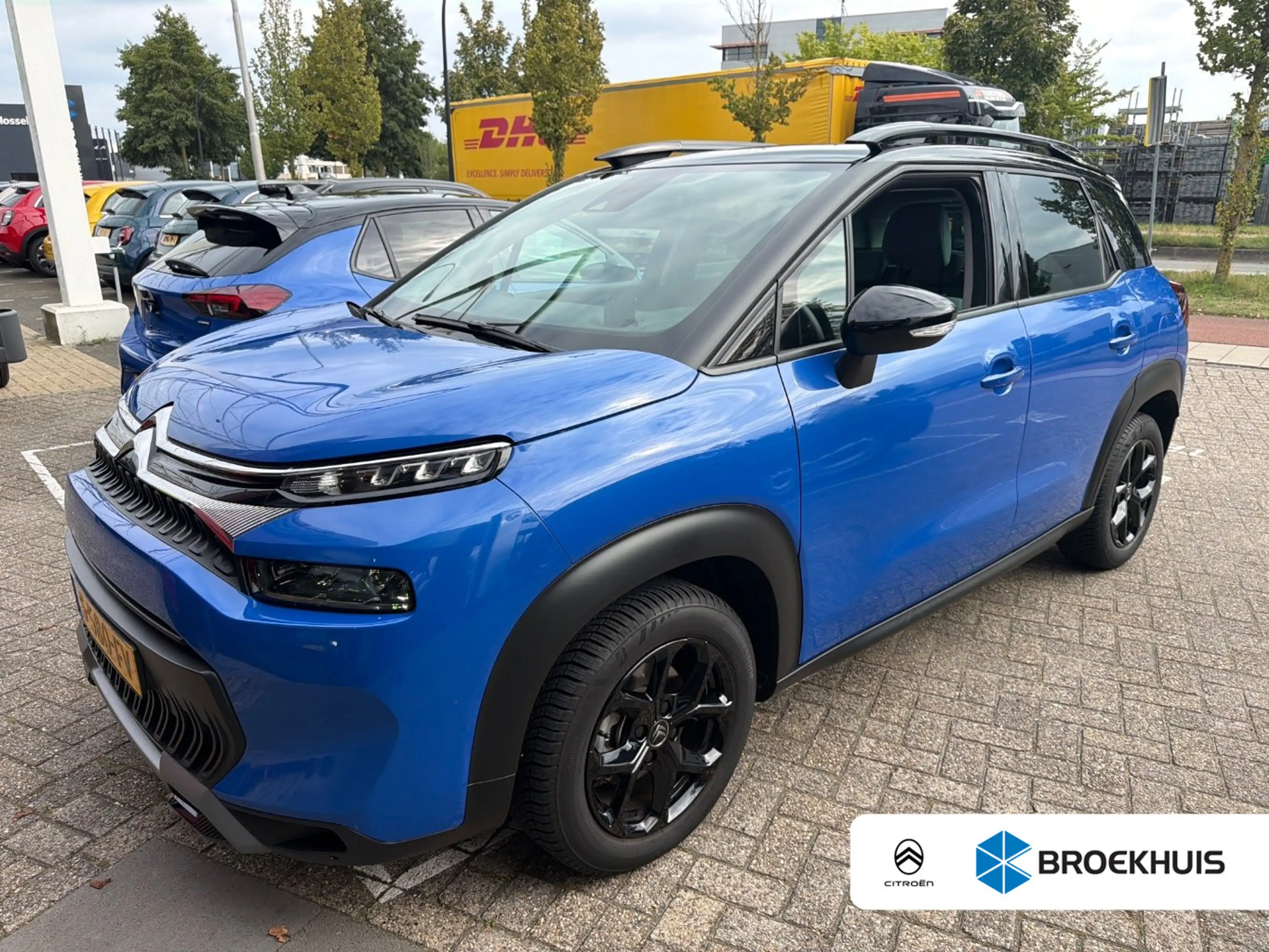 Citroen C3 Aircross 1.2 PureTech Shine | Leder | Parkeersensoren | Nav