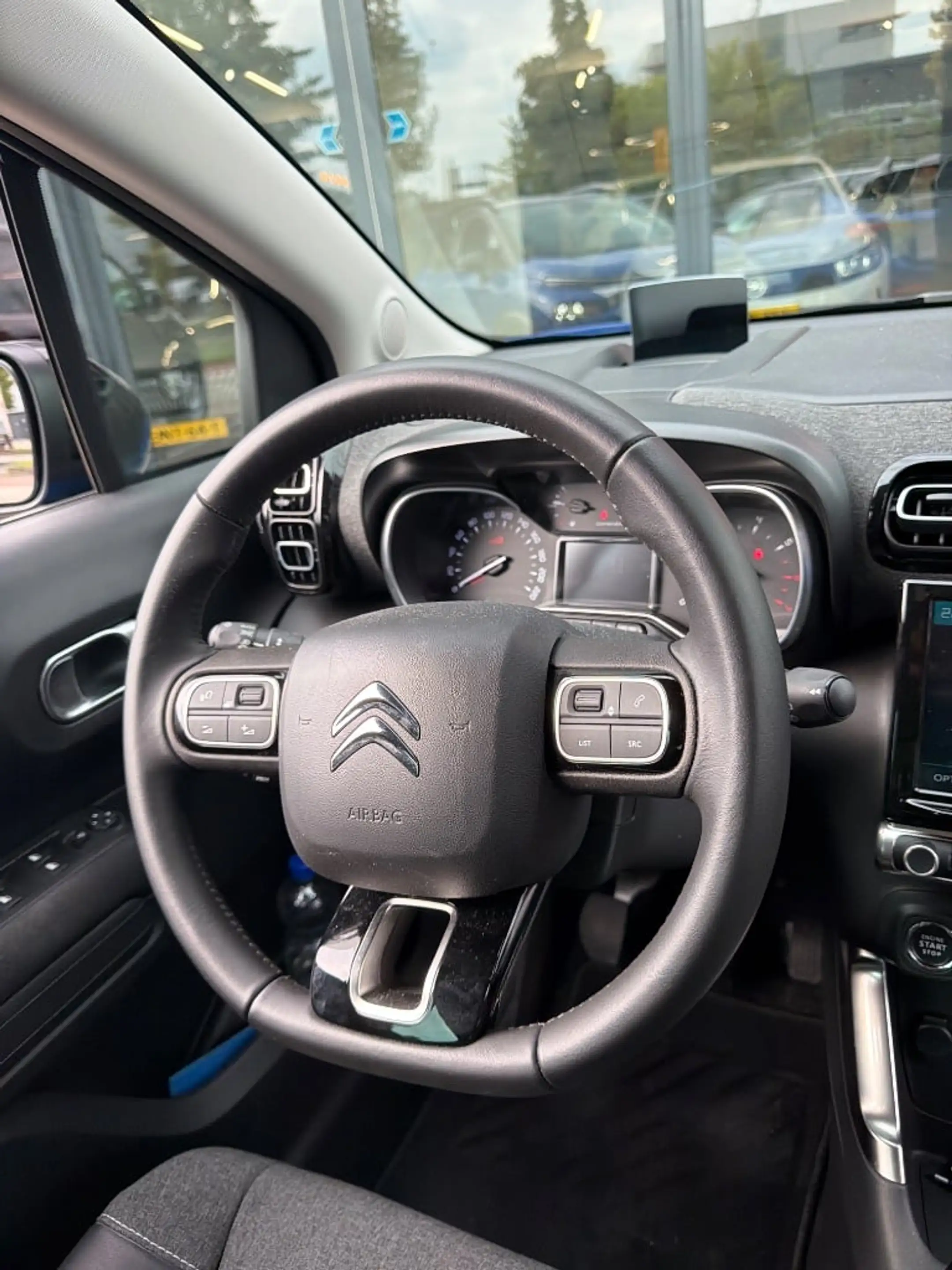 Citroen C3 Aircross 1.2 PureTech Shine | Leder | Parkeersensoren | Nav — photo 7