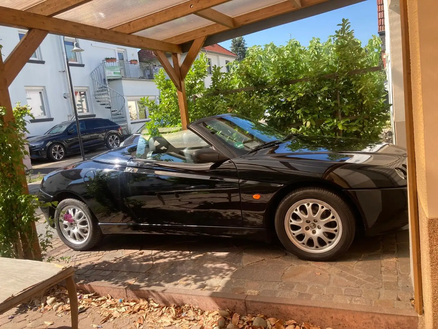 Alfa Romeo Spider Spider 2.0 Twin Spark Černá - 1