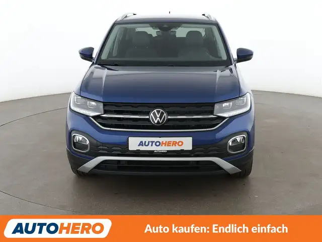 Volkswagen T-Cross view 9