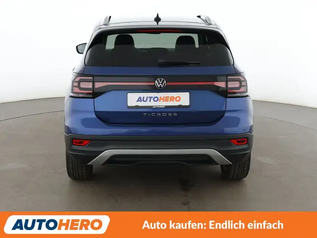 Volkswagen T-Cross view 5