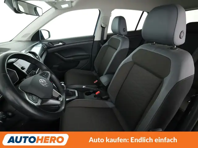 Volkswagen T-Cross view 10