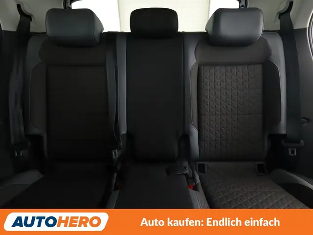Volkswagen T-Cross view 15