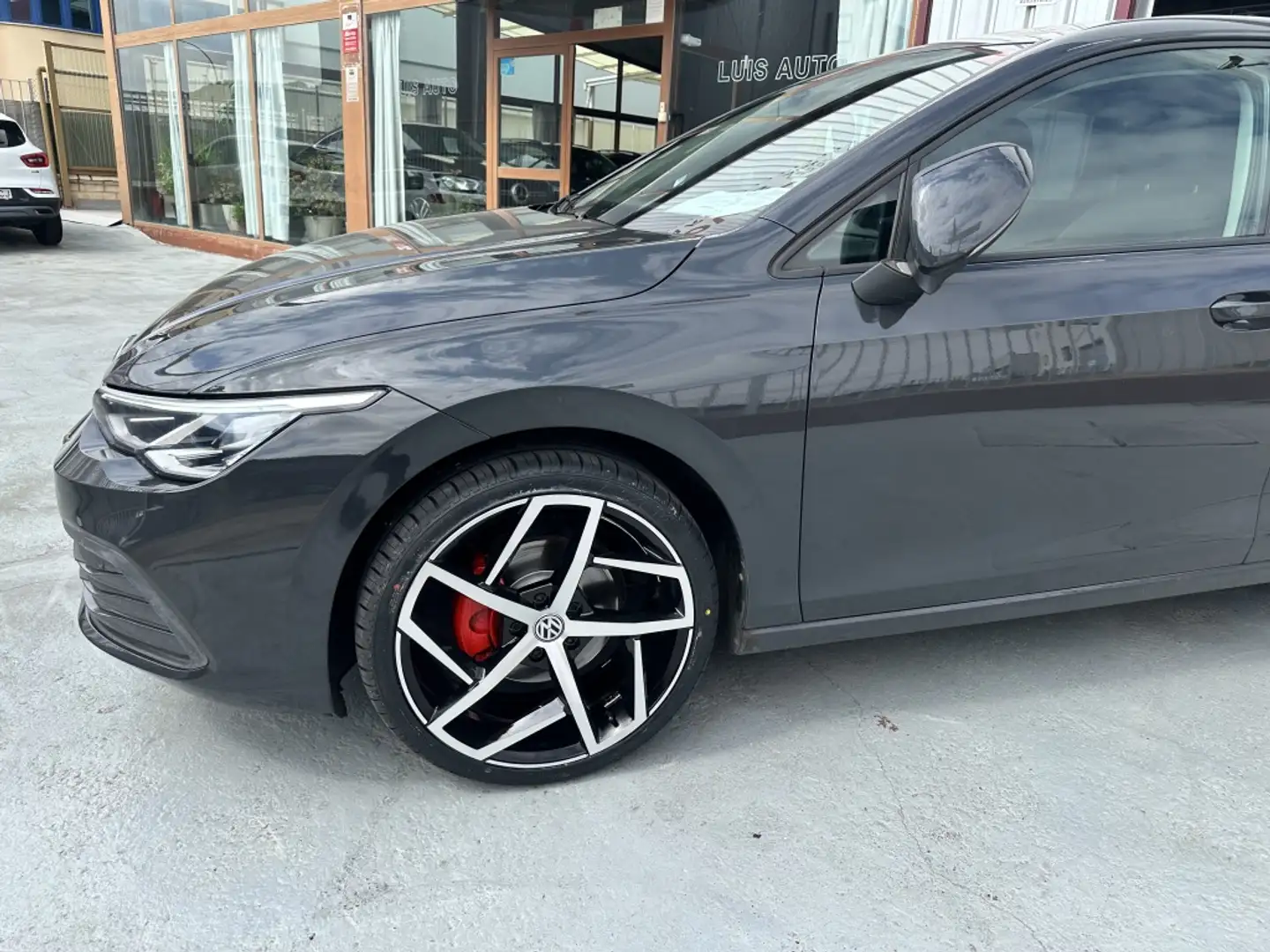 Volkswagen Golf 2.0TDI Life 110kW Gris - 2