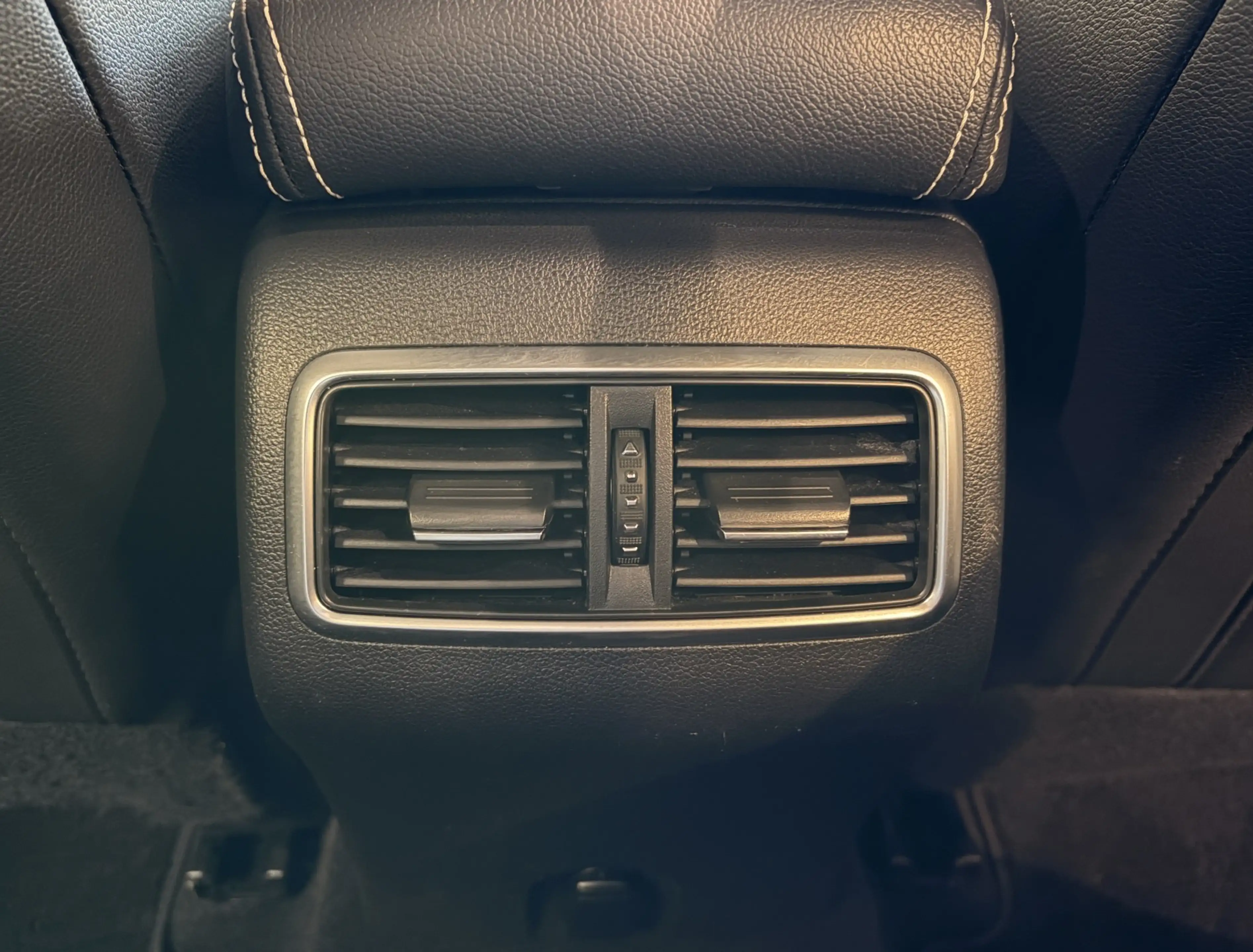 Renault Talisman Grandtour Intens TCe 225 PS EDC — photo 8