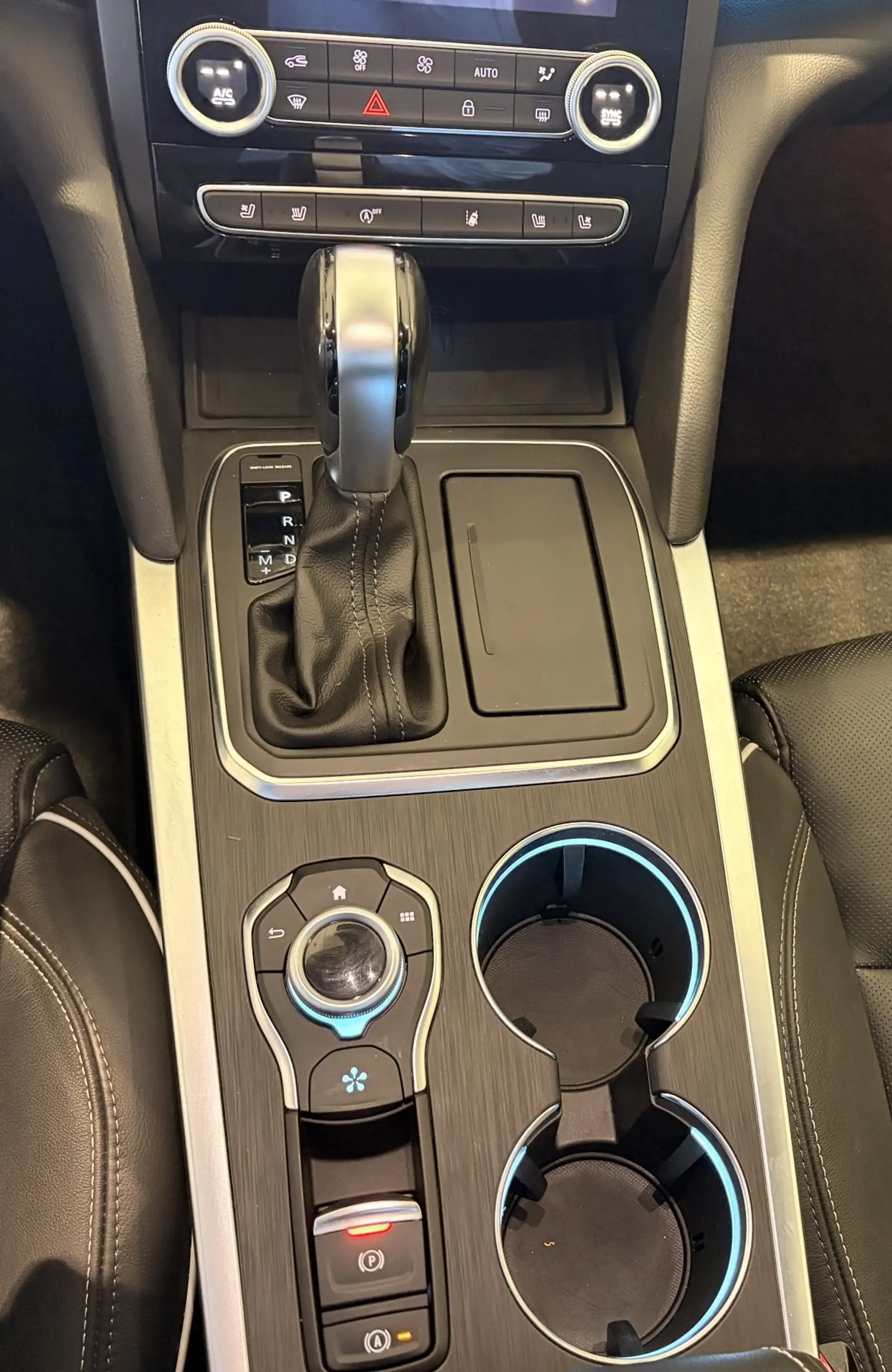 Renault Talisman Grandtour Intens TCe 225 PS EDC — photo 13