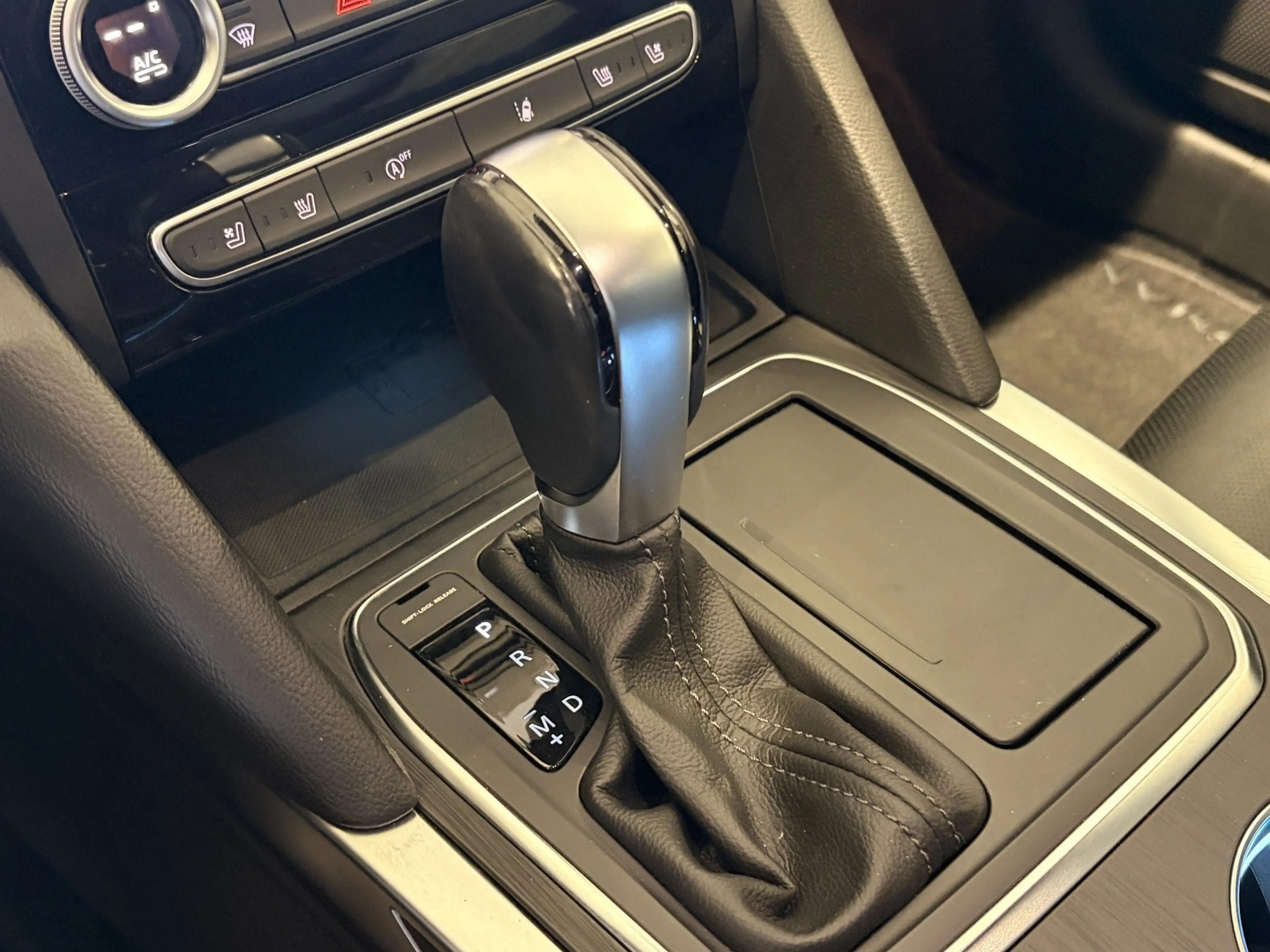 Renault Talisman Grandtour Intens TCe 225 PS EDC — photo 15