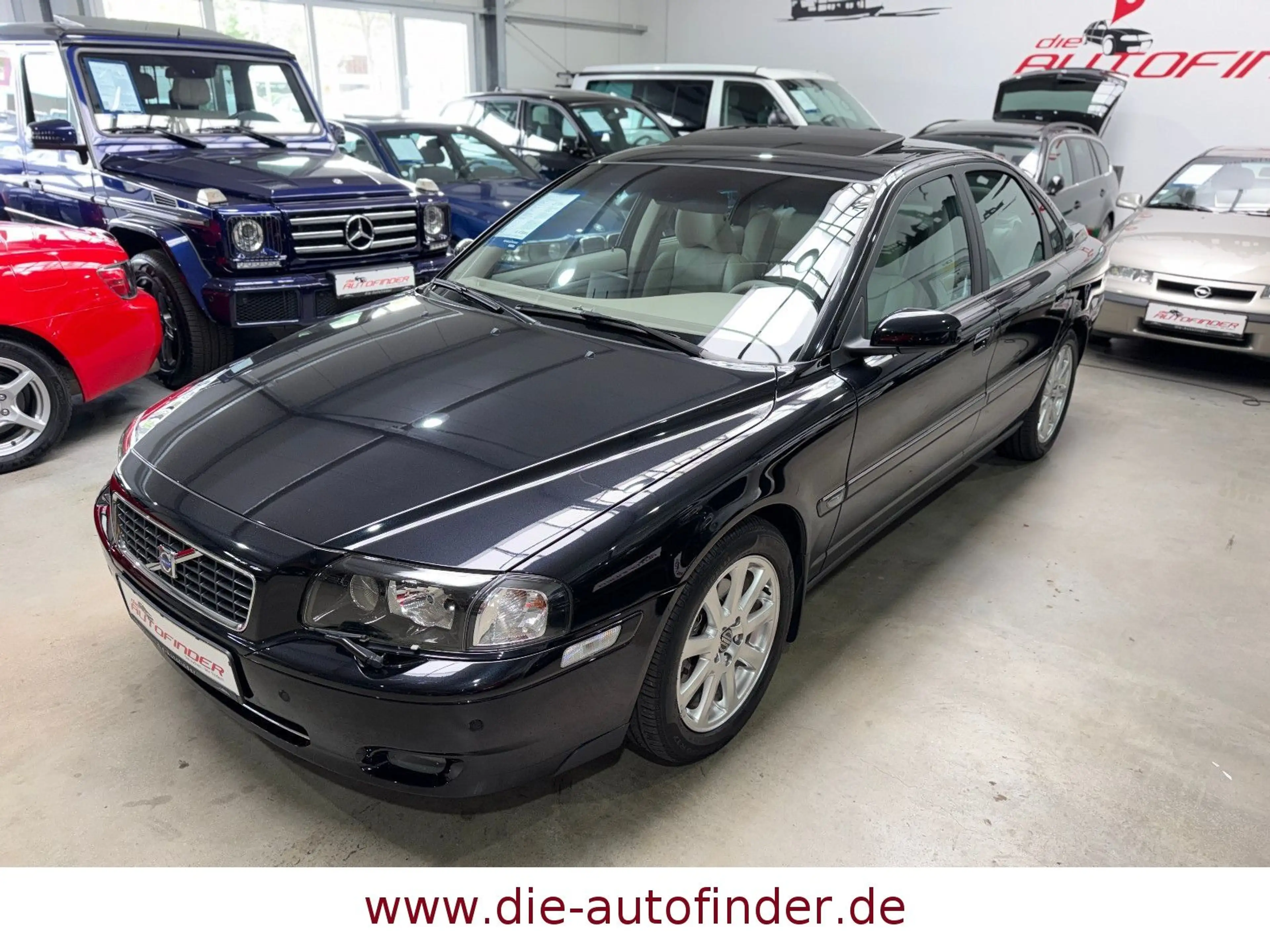 Volvo S80 Lim. 2.5 T Xenon,Leder,Navi,GSD,AHK,1.Hand — photo 2