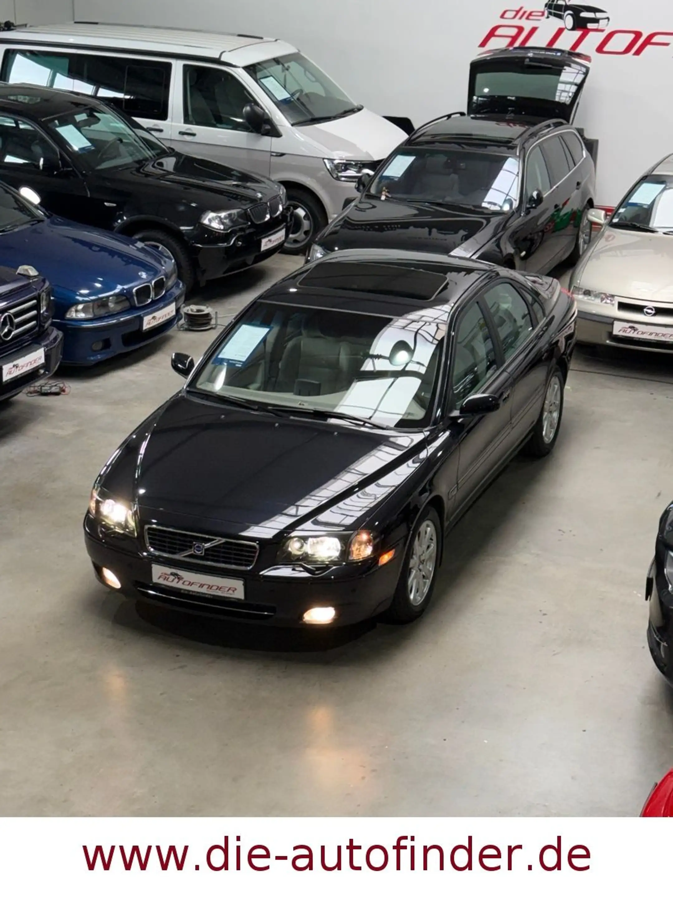 Volvo S80 Lim. 2.5 T Xenon,Leder,Navi,GSD,AHK,1.Hand — photo 4