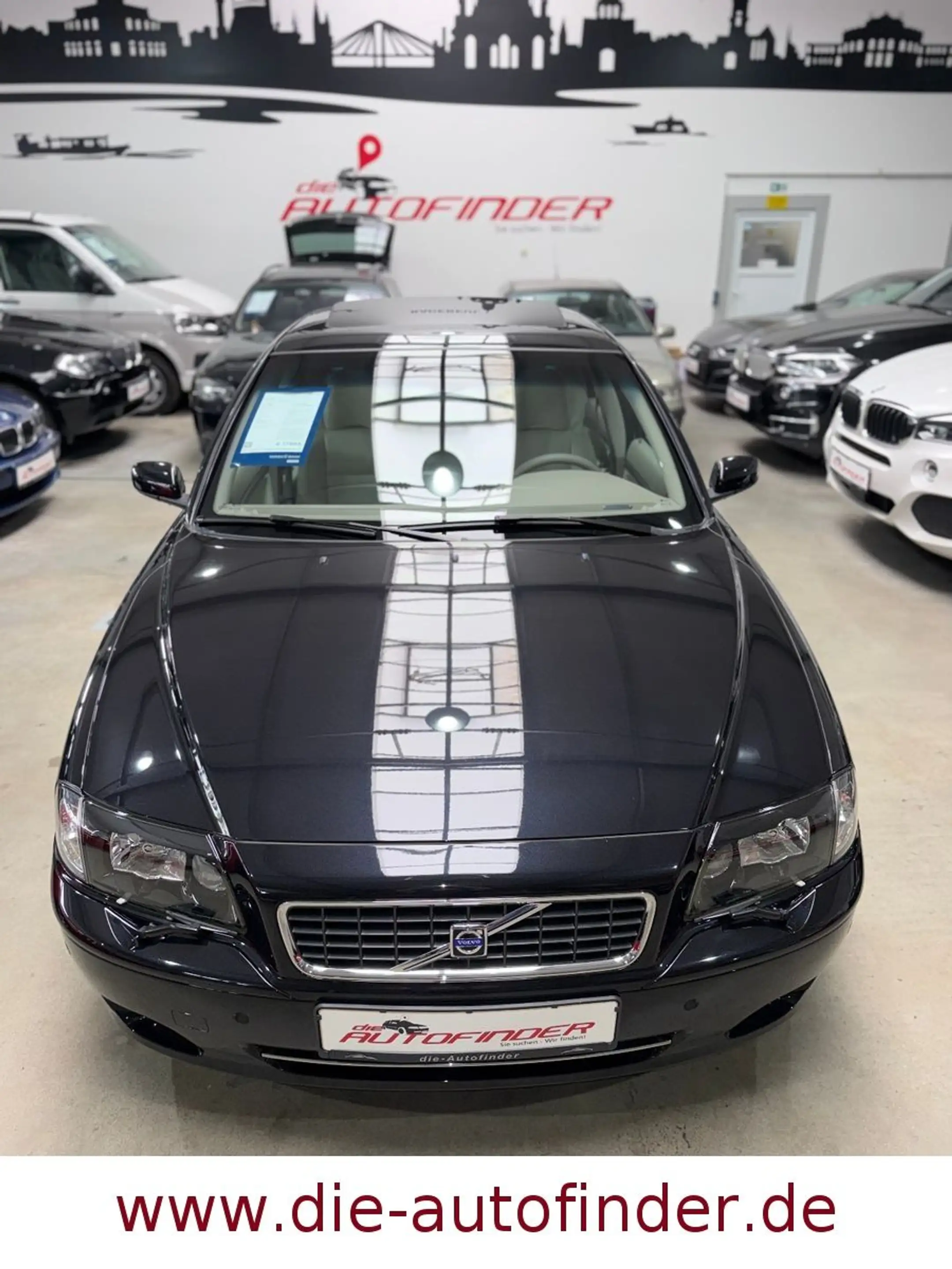 Volvo S80 Lim. 2.5 T Xenon,Leder,Navi,GSD,AHK,1.Hand — photo 6